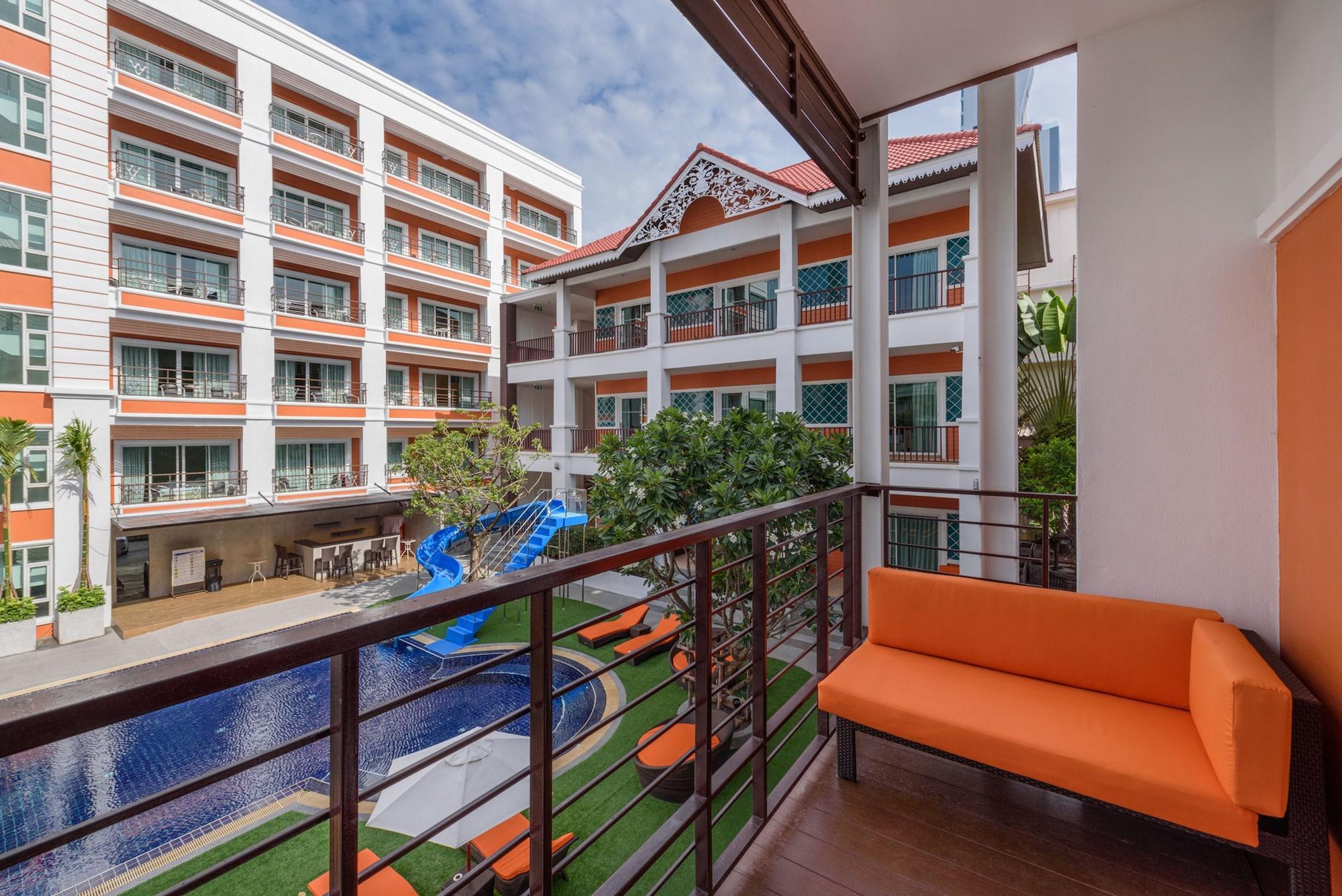 Fx Hotel Pattaya Exteriör bild