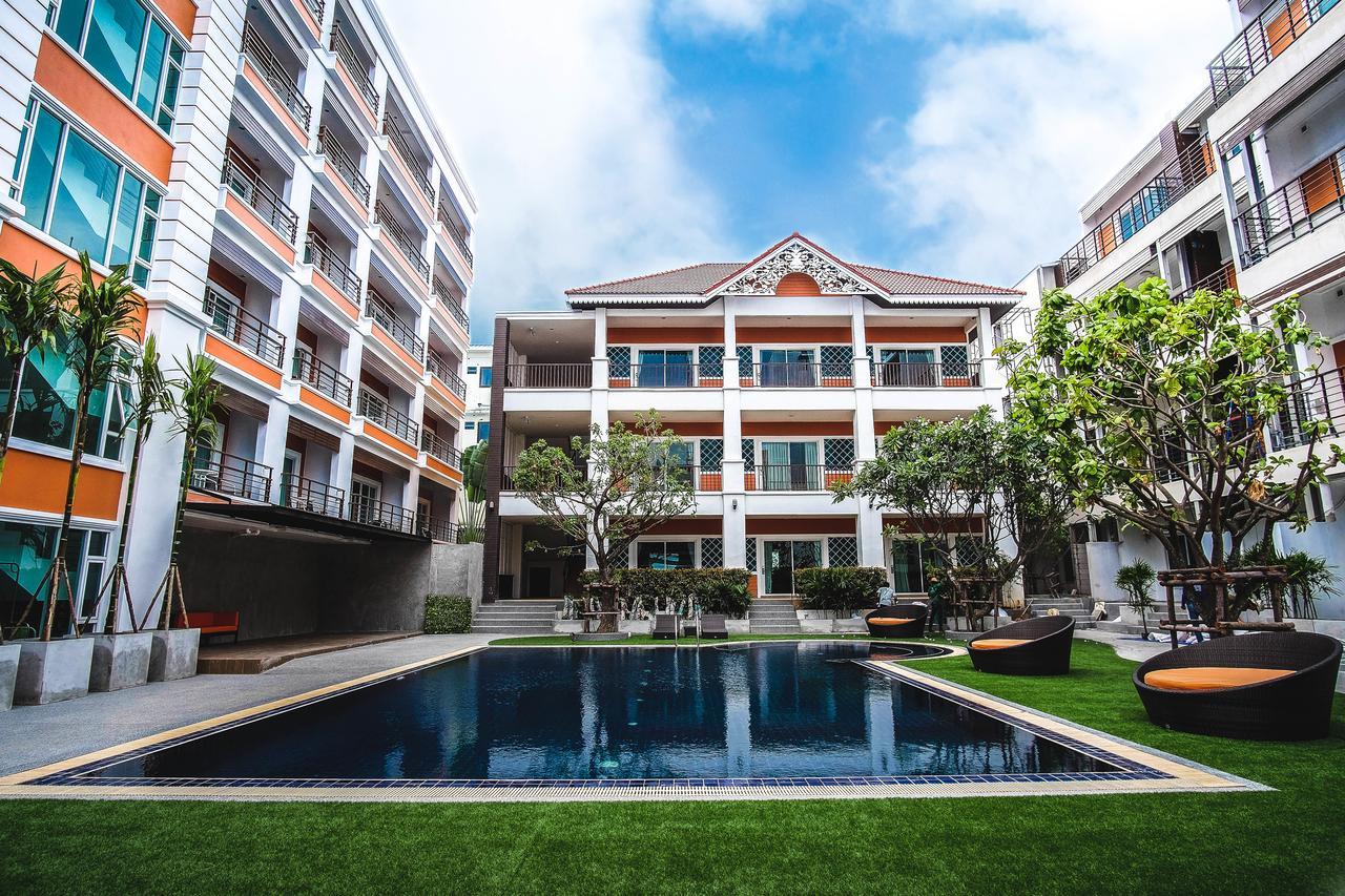 Fx Hotel Pattaya Exteriör bild