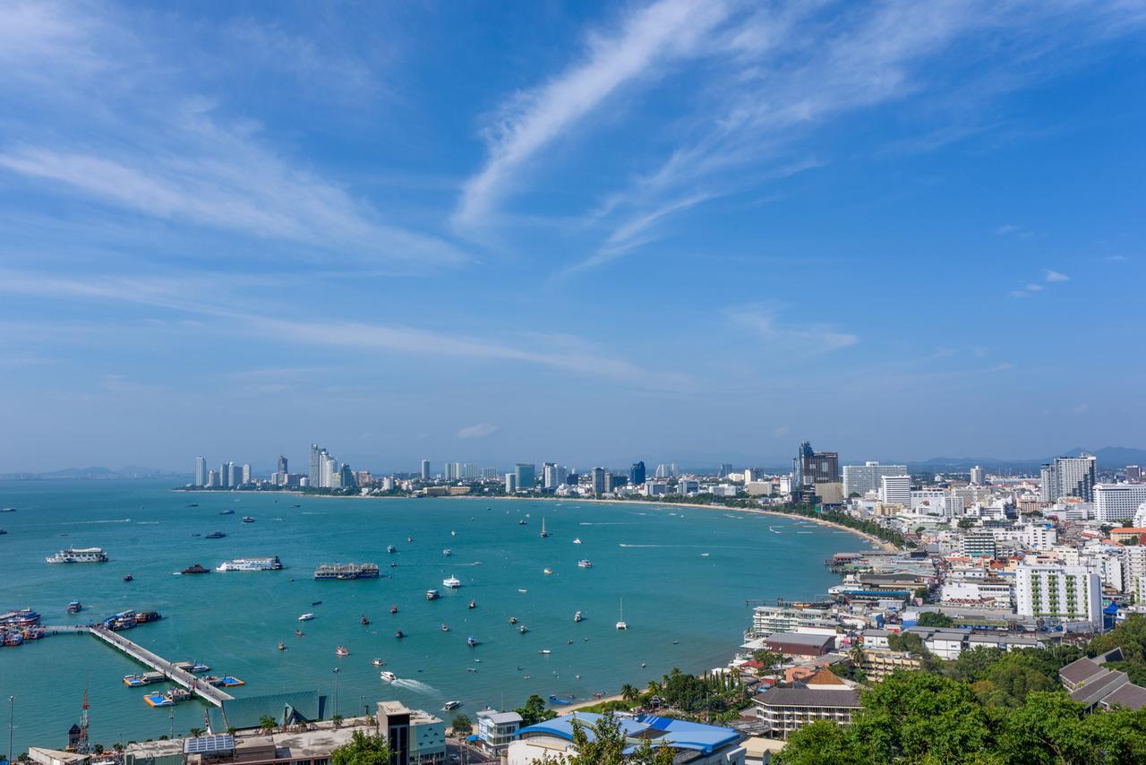 Fx Hotel Pattaya Exteriör bild