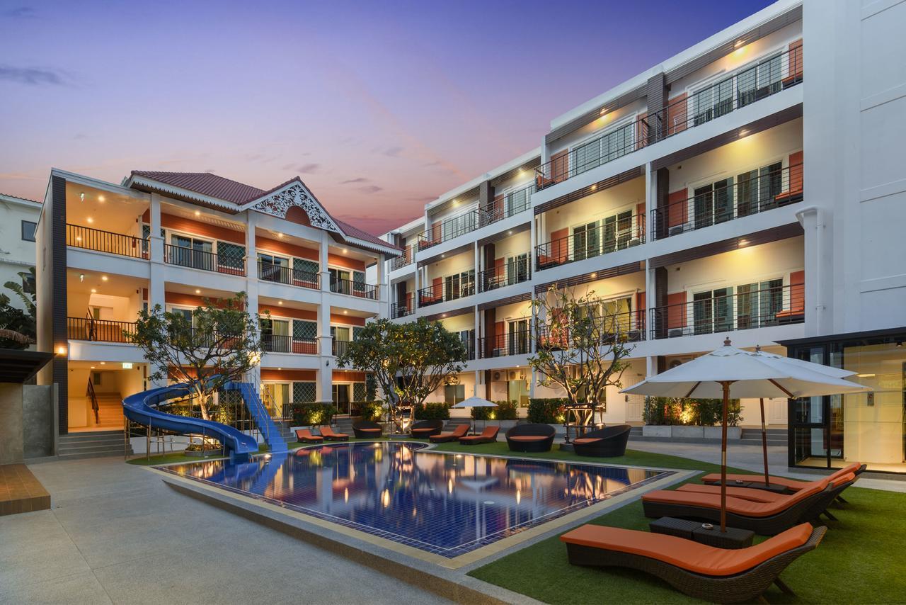Fx Hotel Pattaya Exteriör bild